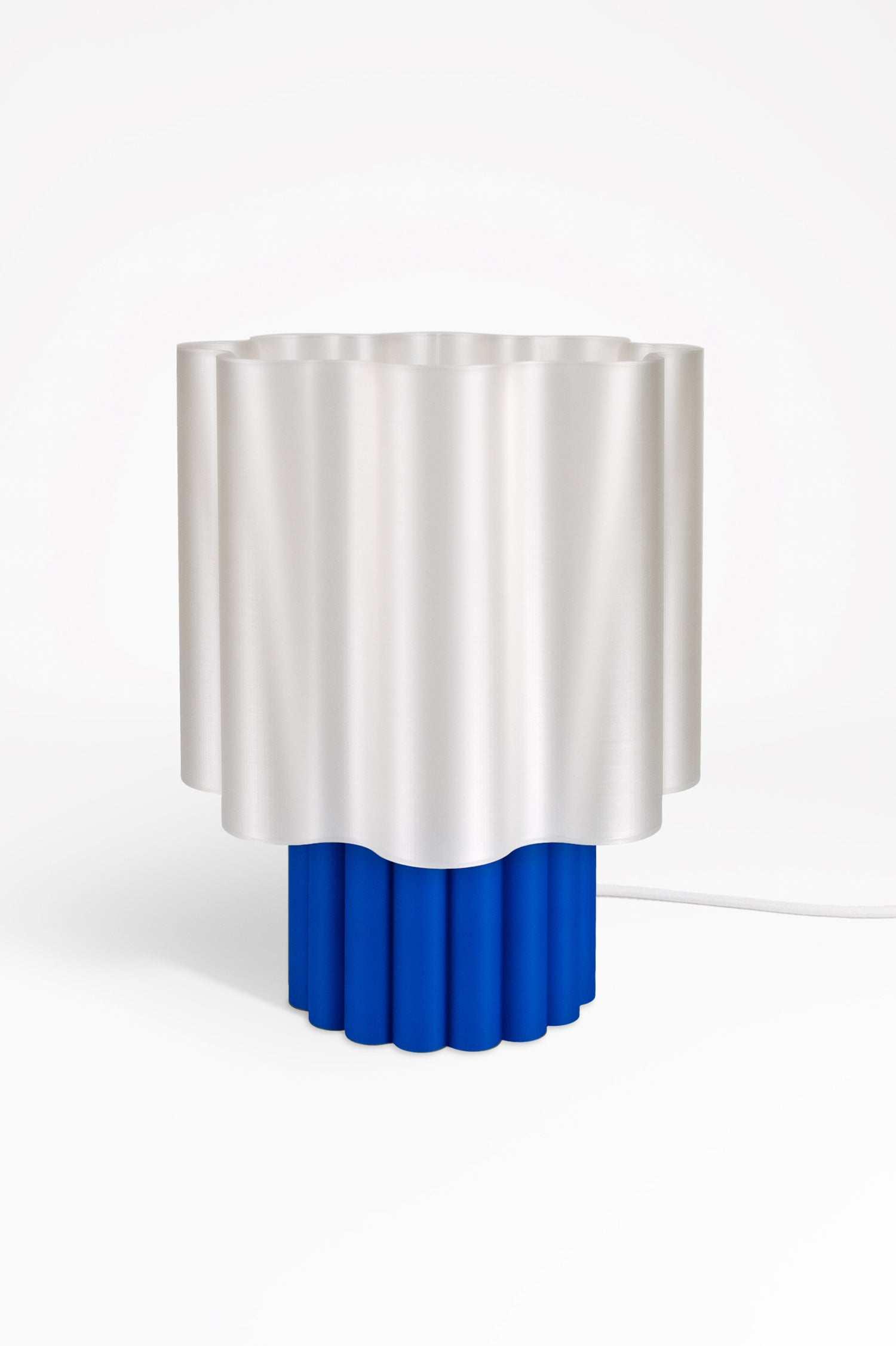 BLOOMÉ tafellamp - Parelmoer / Kobaltblauw