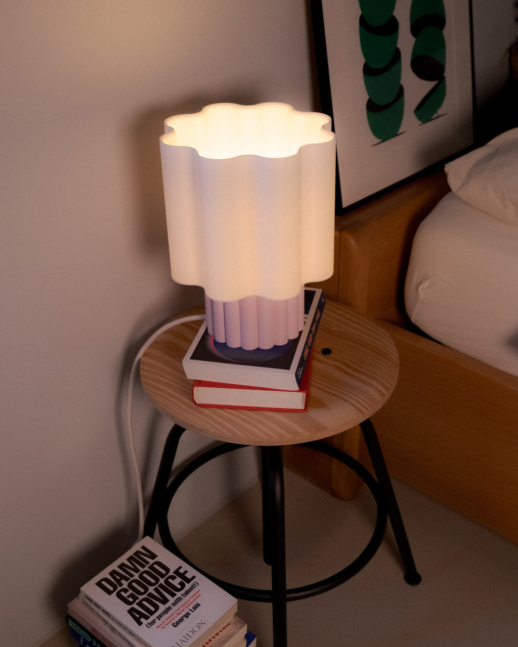 BLOOMÉ tafellamp - Wit / Bloesemroze