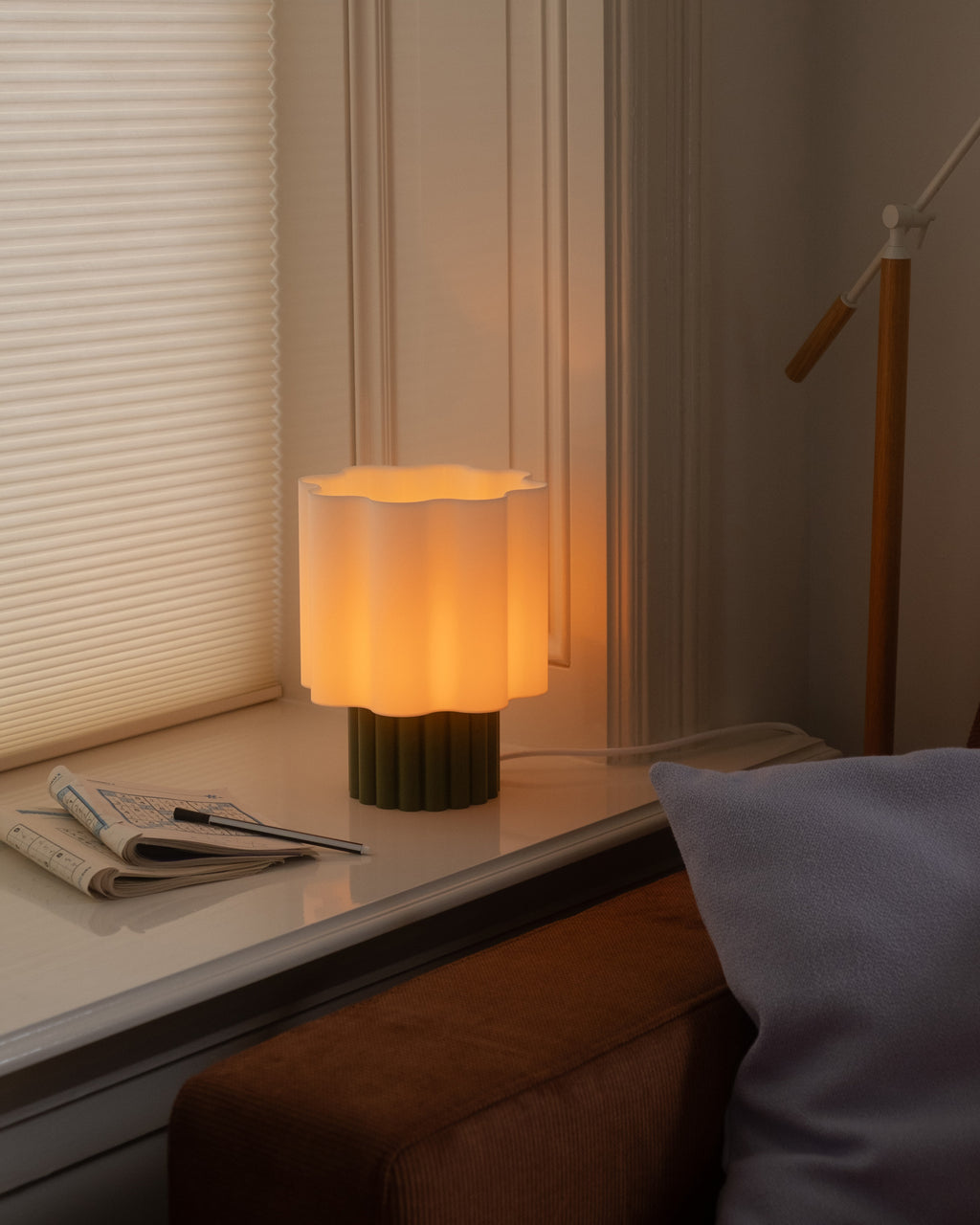 BLOOMÉ tafellamp - Wit / Dennegroen